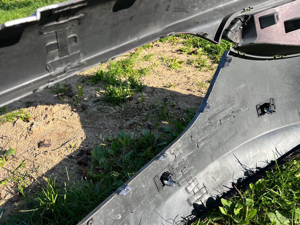 Predni naraznik Chrysler Pacifica 2017 - 3