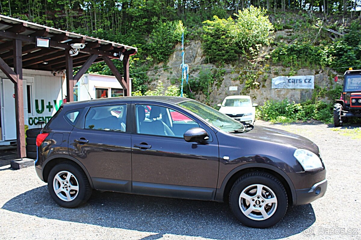 Nissan Qashqai 1.6i