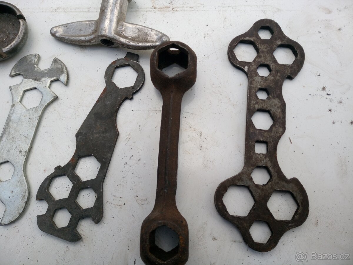 Historické nářadí pro kola - 3