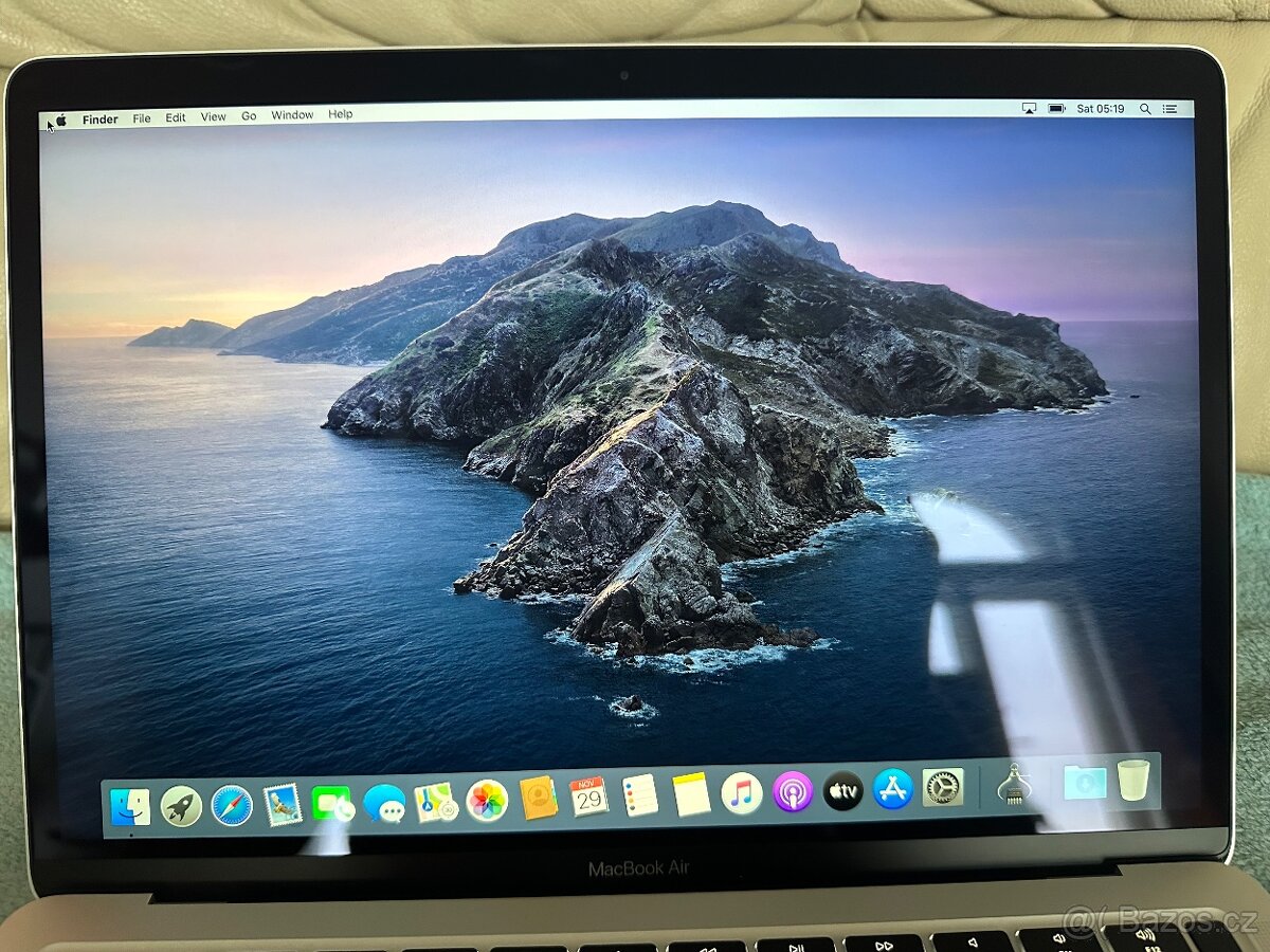 MacBook Air 2020 - i5 - na opravu / díly - 3