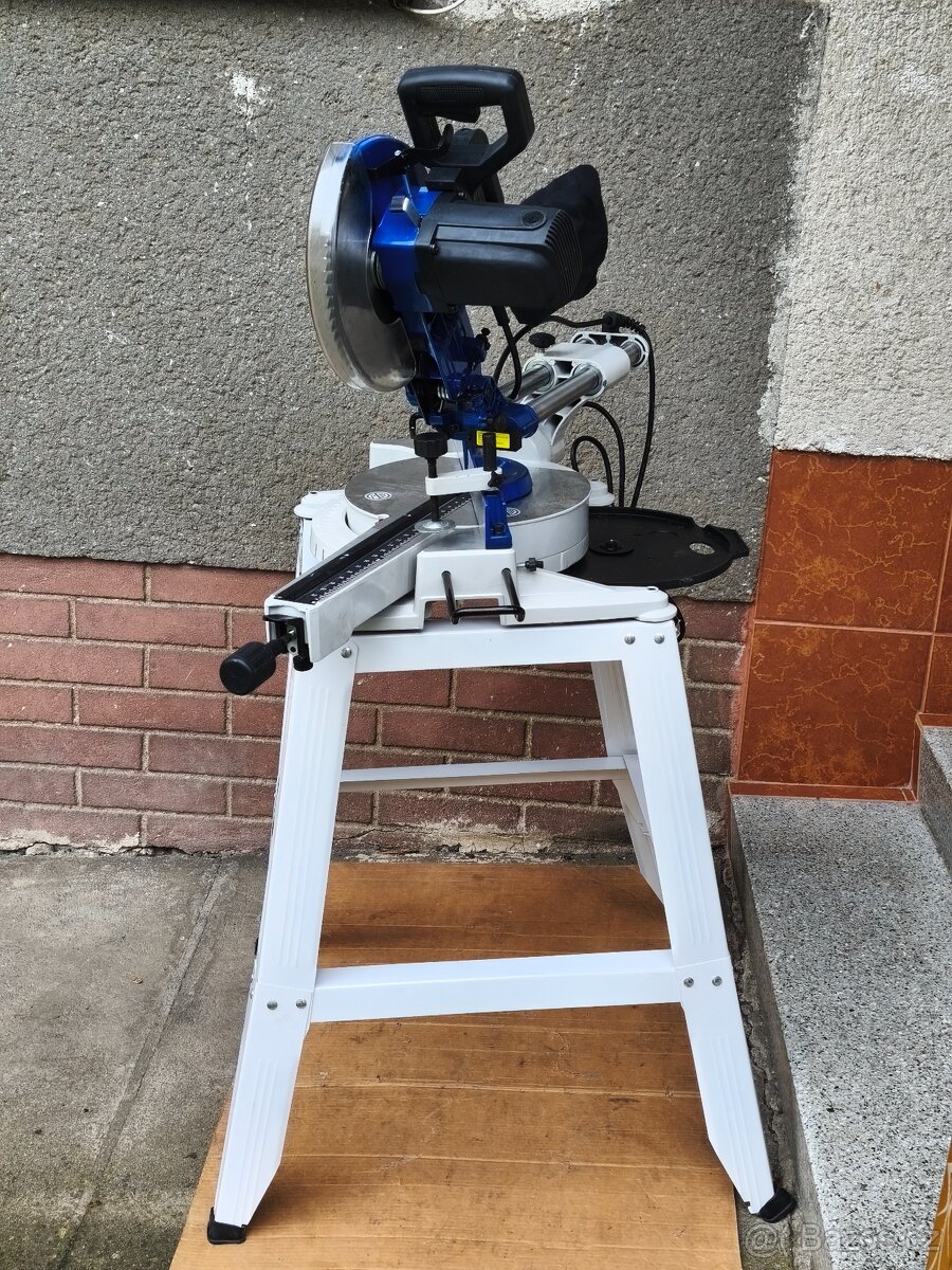 Prodám VELKOU NEPOUŽITOU pokosovou pilu s posuvem Herkules K - 3