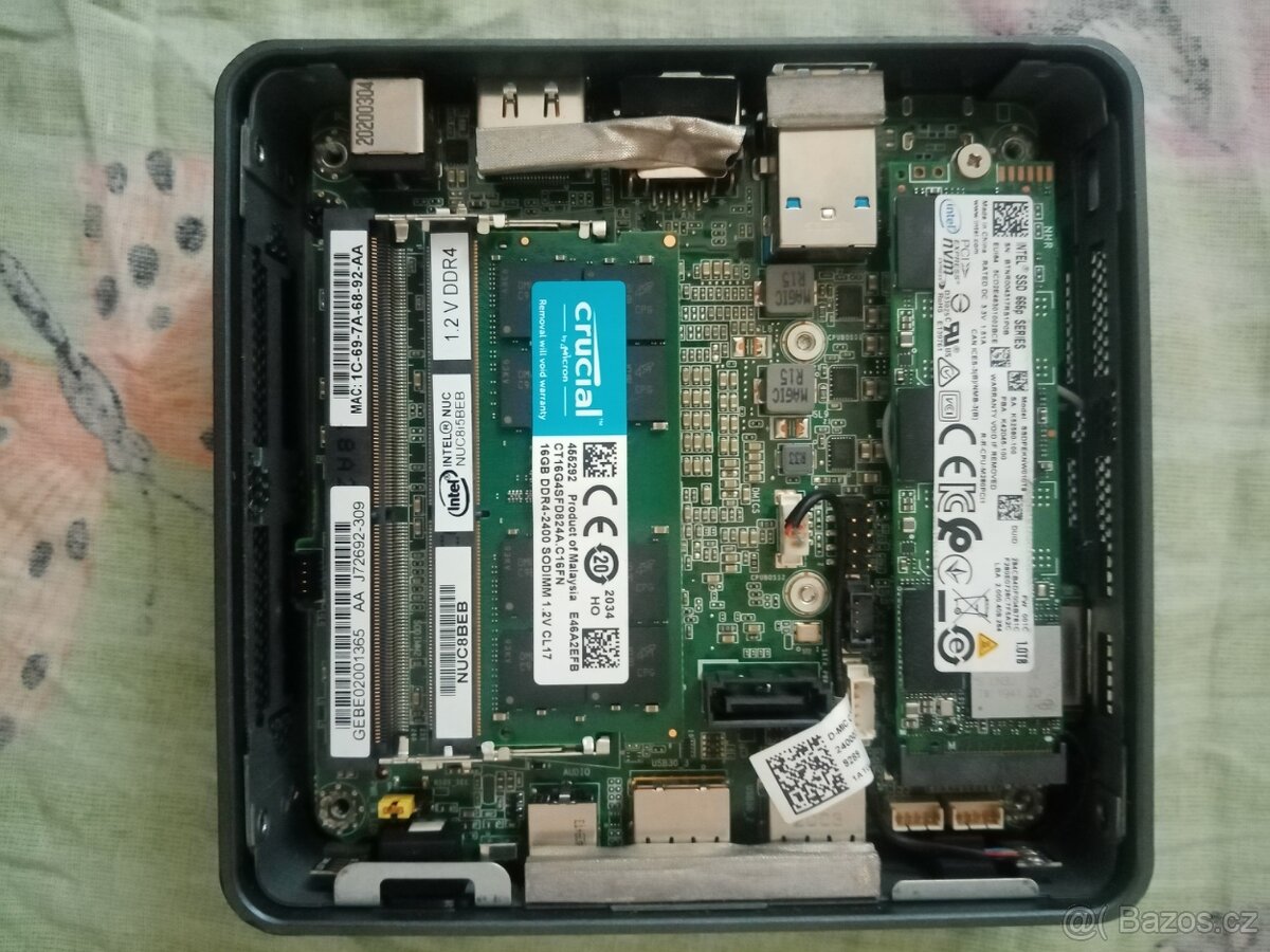 Mini PC Intel BOXNUC8i5BEK2 - 3