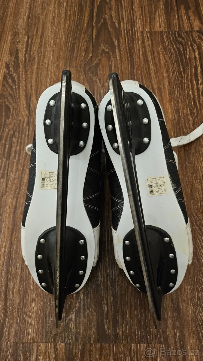 Lední brusle pánské 43 - 3