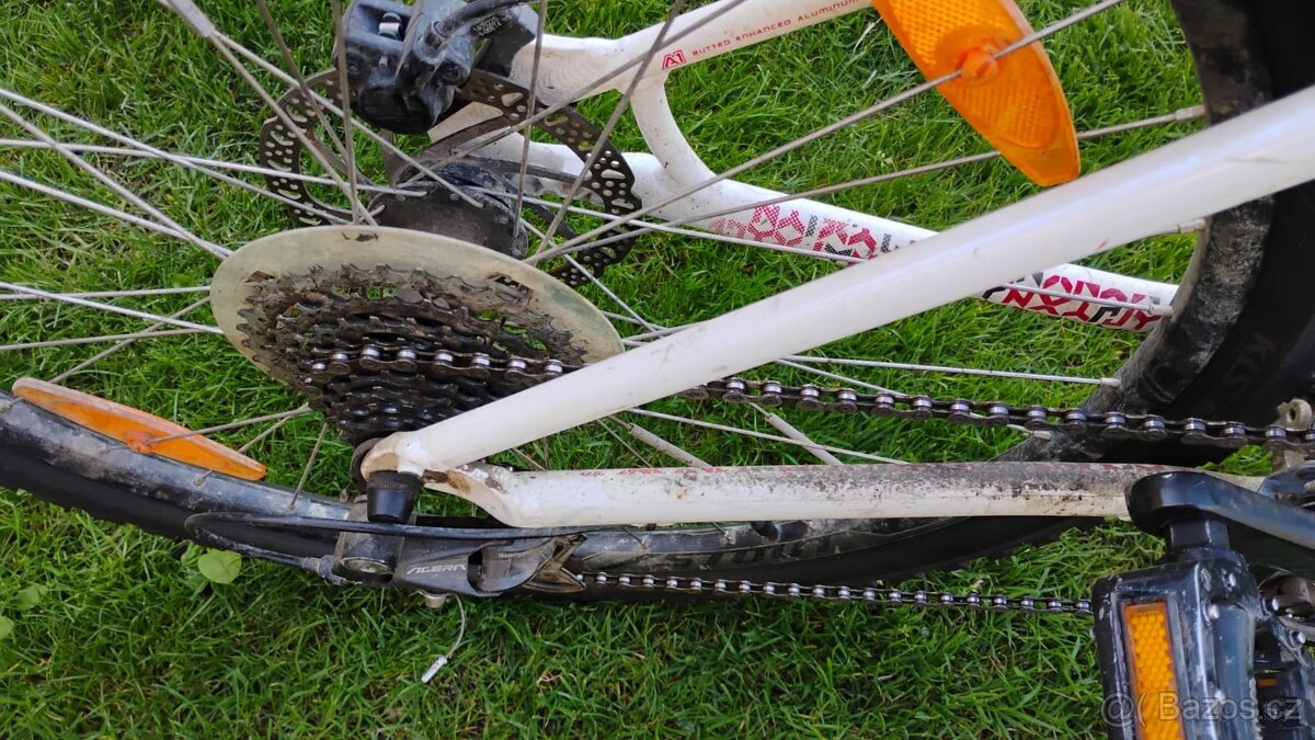 Horské kolo Specialized vel.rámu 17 - 3