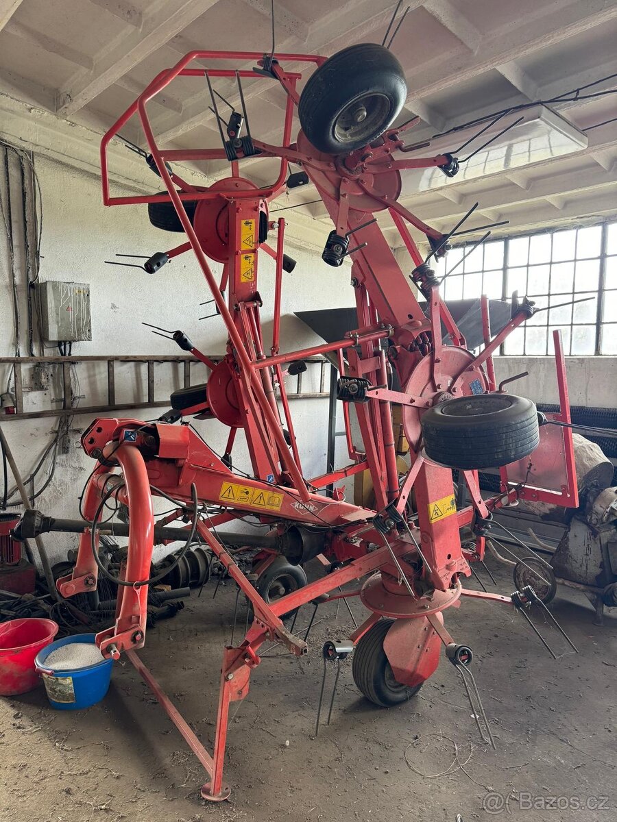 Shrnovač Lely Hibiscus 915 CD Vario - 3