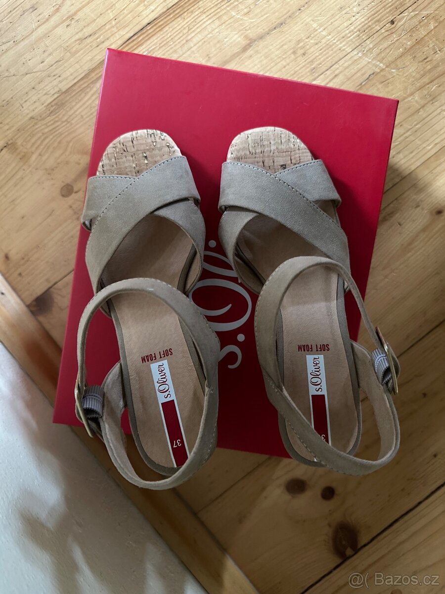 Sandále na podpatku - 3