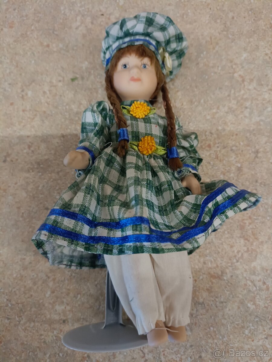 Retro Vývrtka 100 Kč a panenka - 3