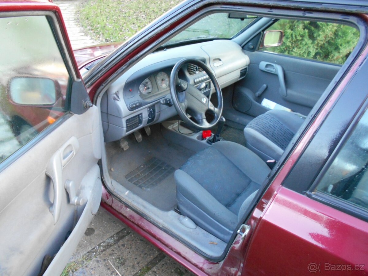 ŠKODA FELICIA 1,3 - 3