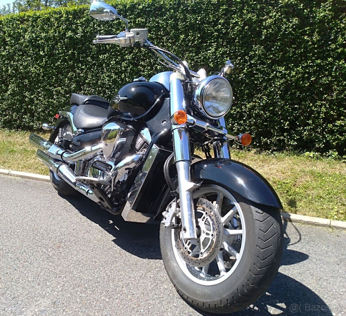 Suzuki VLR 1800 Boulevard-Intruder - 3