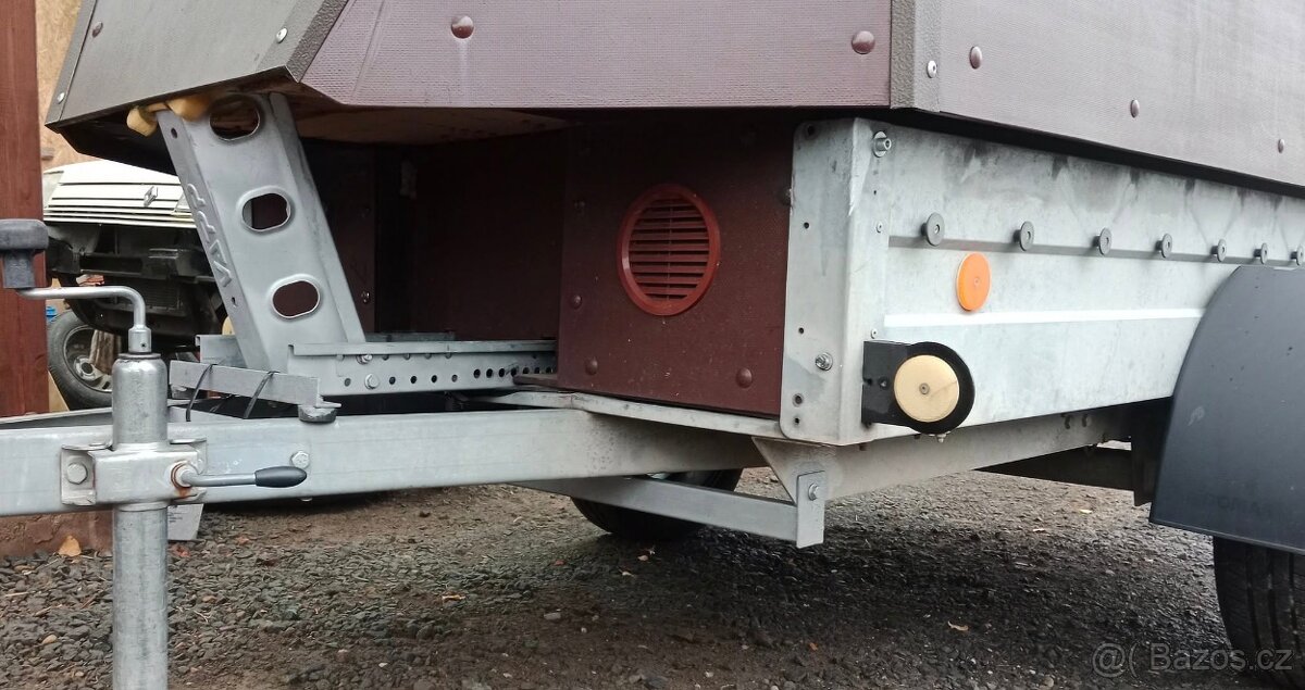 Přívěsný vozík Kobras s nástavbou - 3