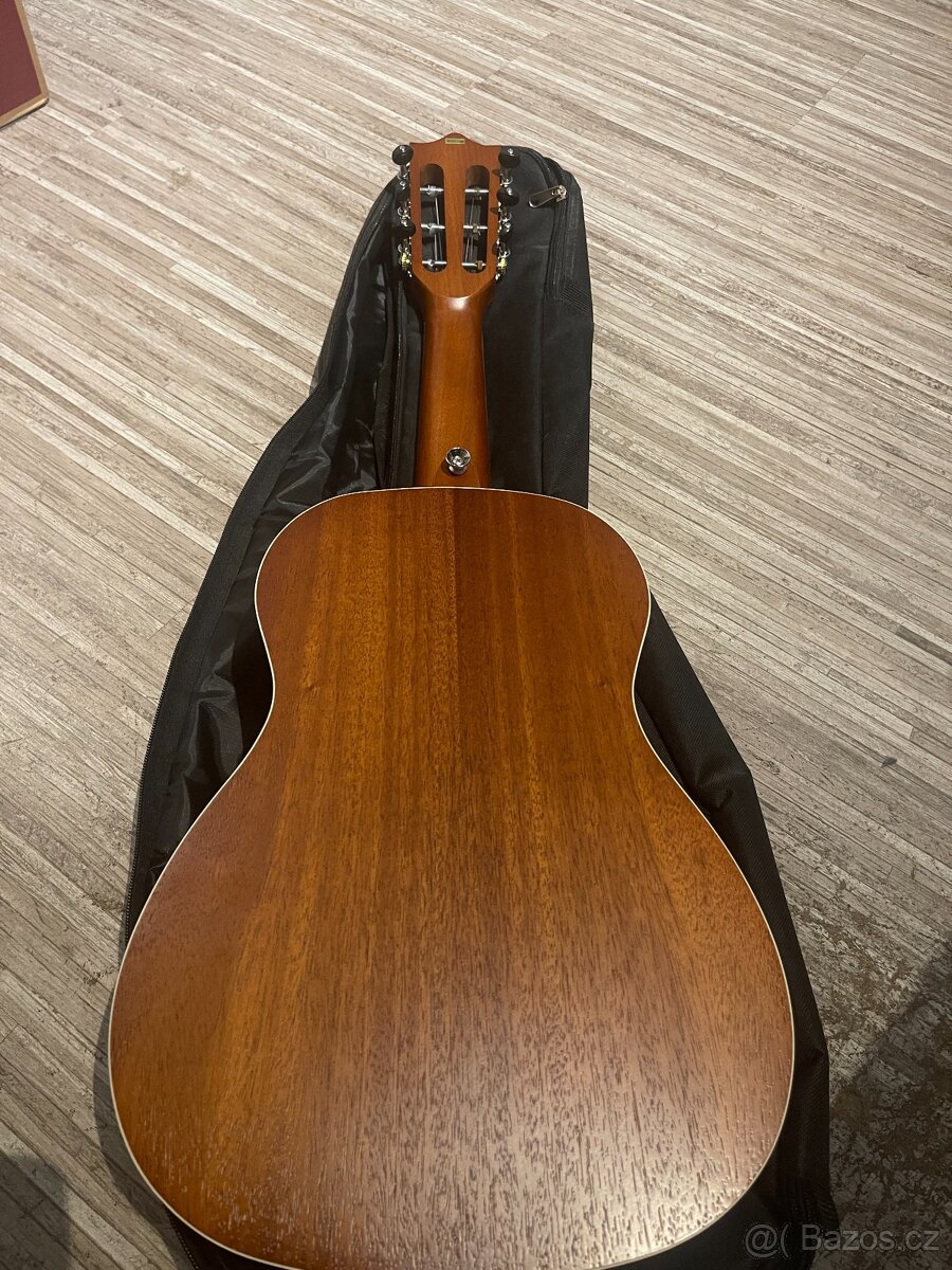 Kytarová ukulele Lanikai MA-G - 3