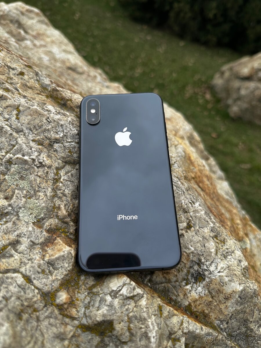 iPhone XS 64 GB Top stav - 3