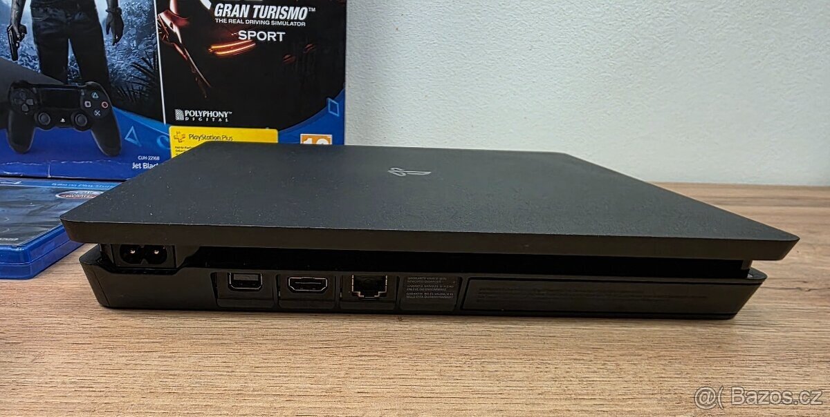 PlayStation 4 Slim 1 TB +2.ovladač - 3