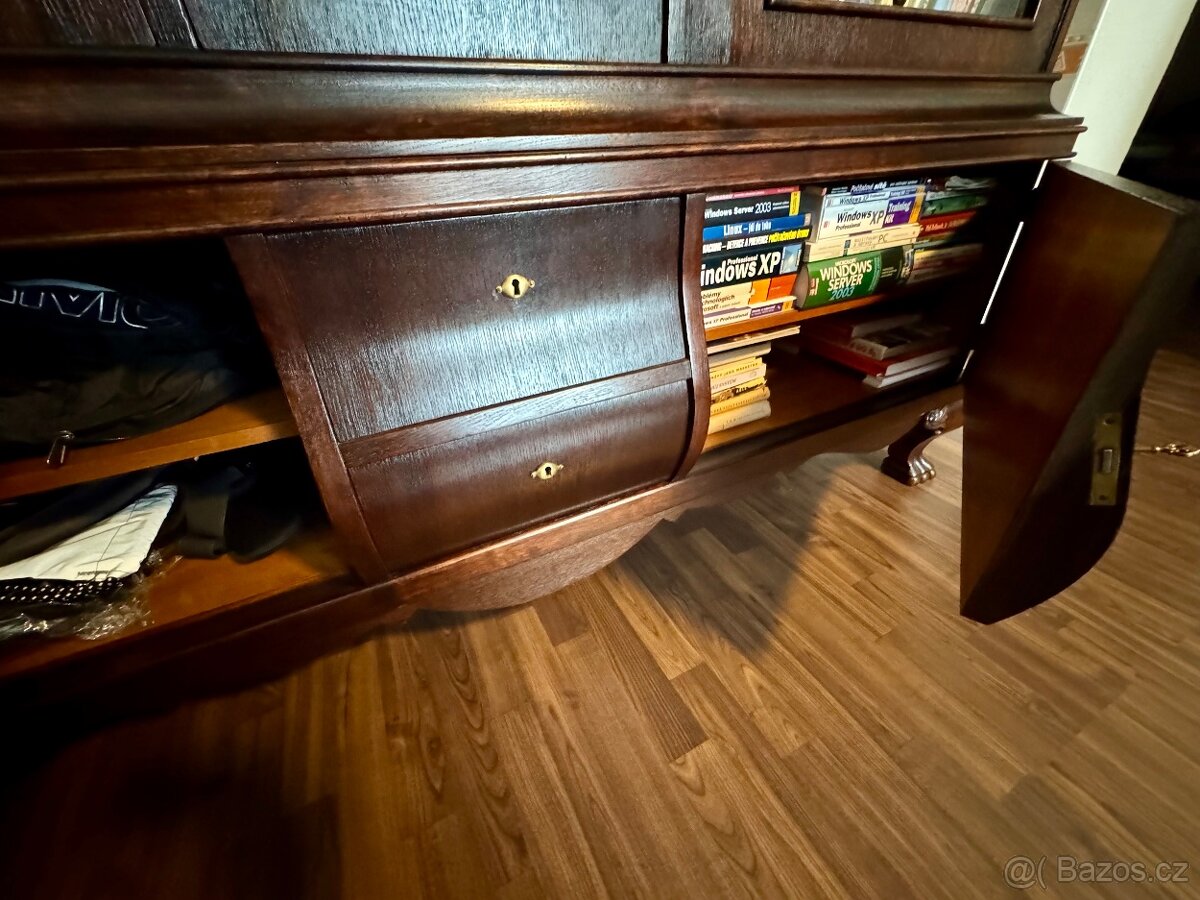 PRODÁM NOVĚ PROFI ZREKONSTRUOVANOU KNIHOVNU - 3