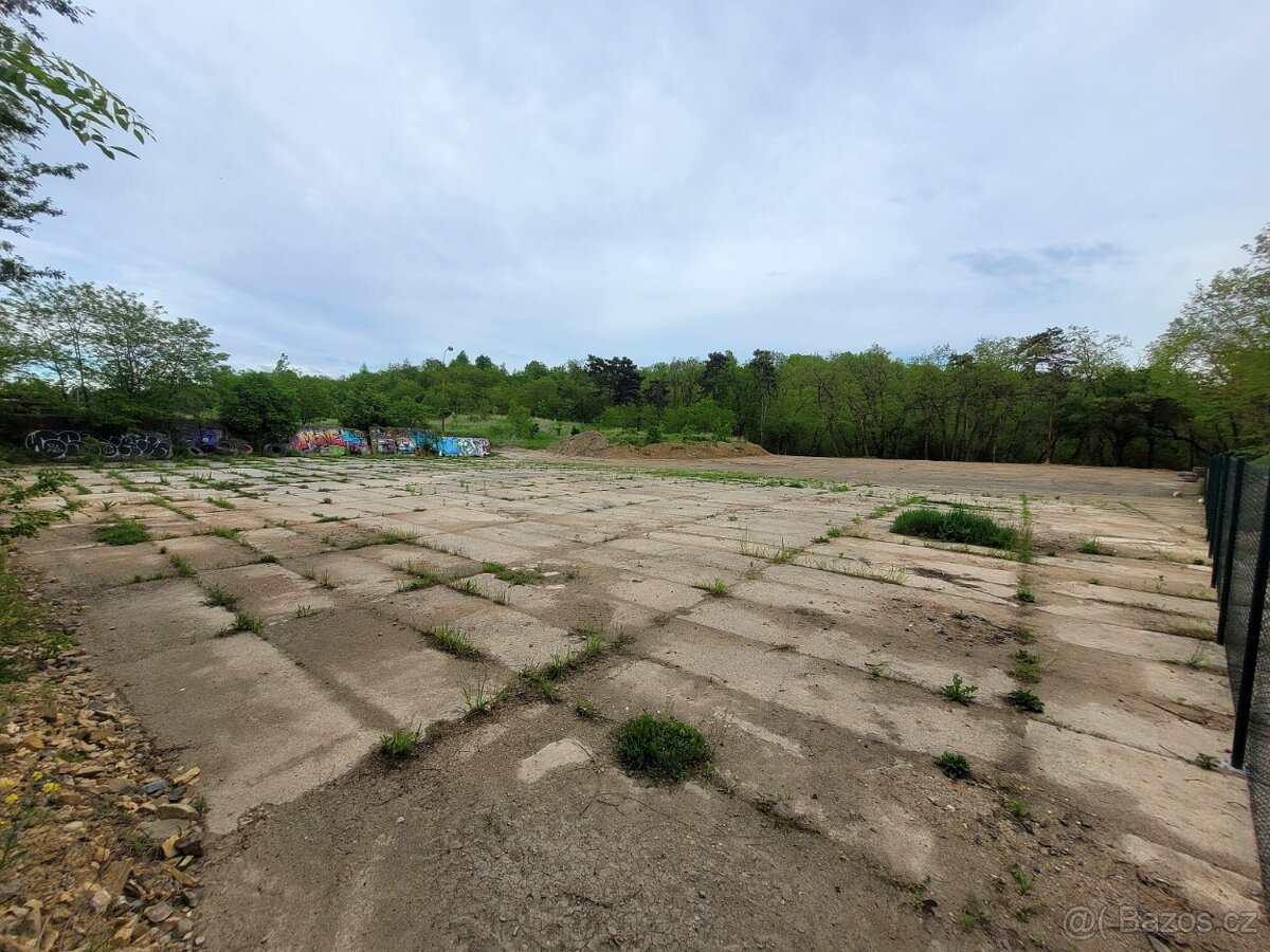 Pronájem pozemku v Praze 12 Modřany na sport/rekreaci - 3