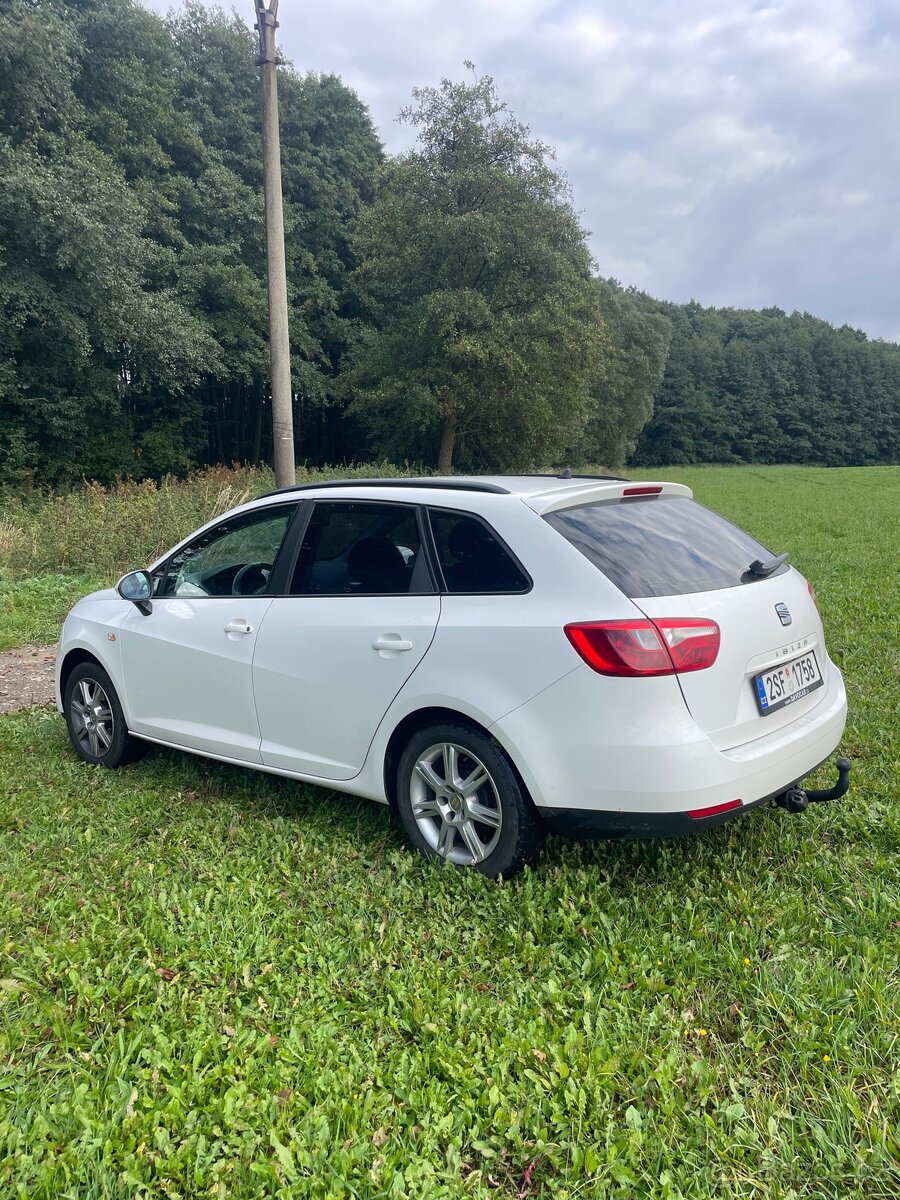 Prodám Seat Ibizu combi 1.2, r. 2011 - 3