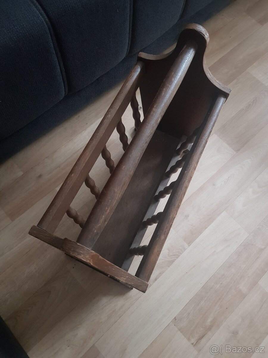 Stojan na noviny - 3