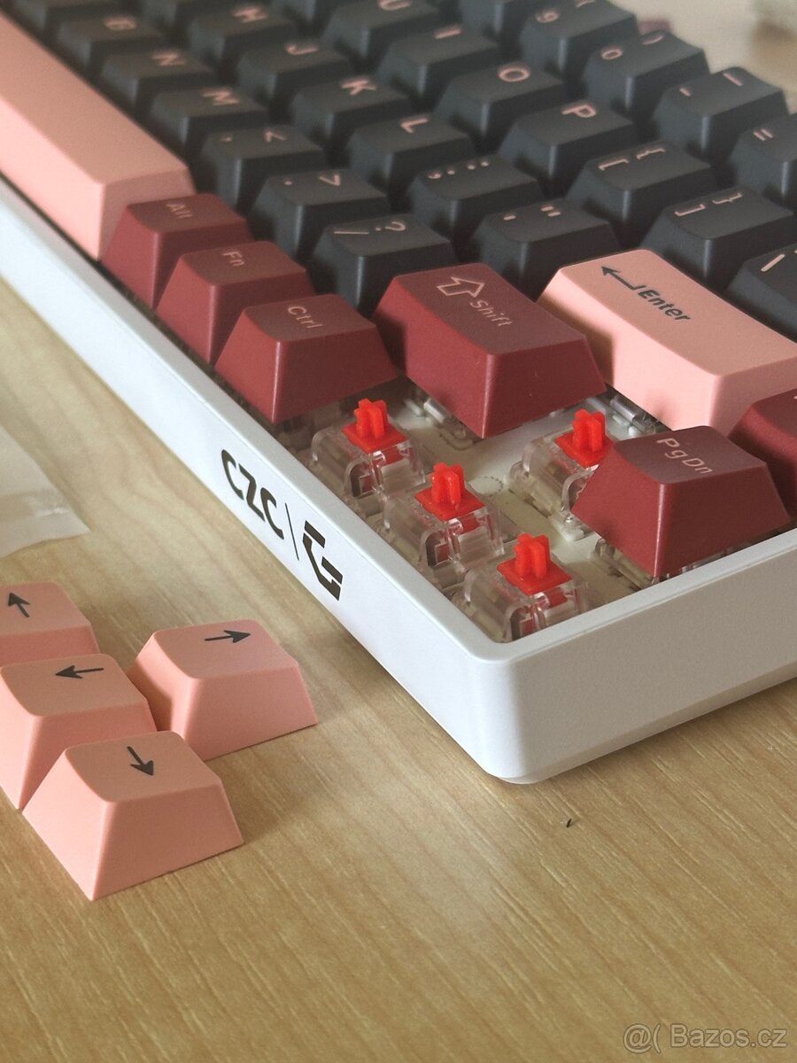 Mechanická herní klávesnice - 3