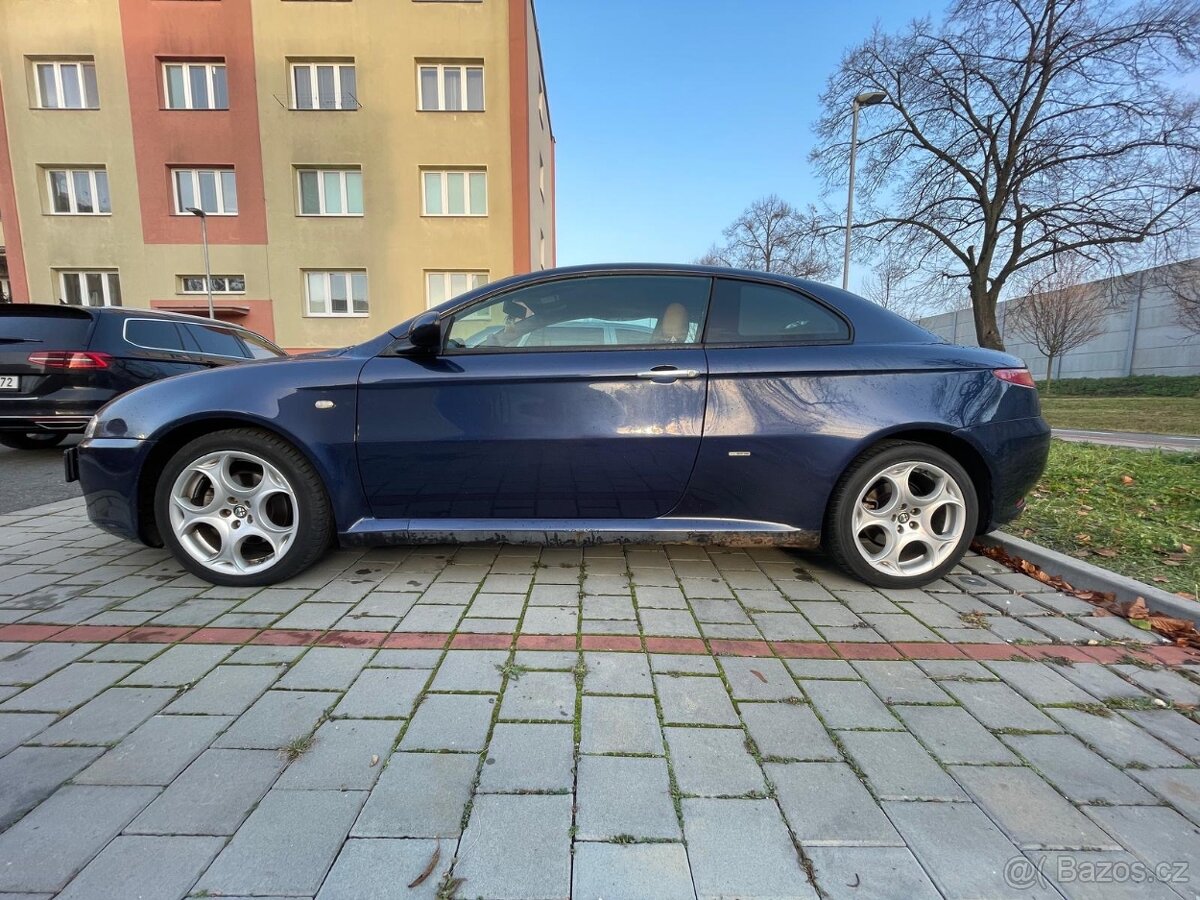 Alfa Romeo GT (937) 2.0 JTS, 122 kW – 2004 - 3