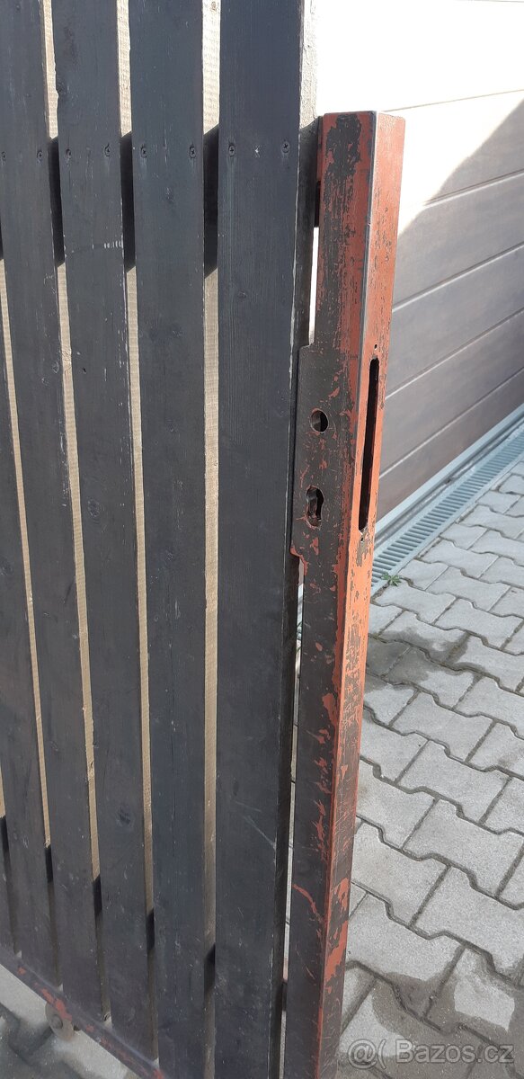 Pojezdová brána - 3
