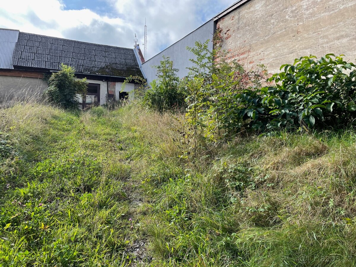 Pronájem garáže v Miletíně - 3