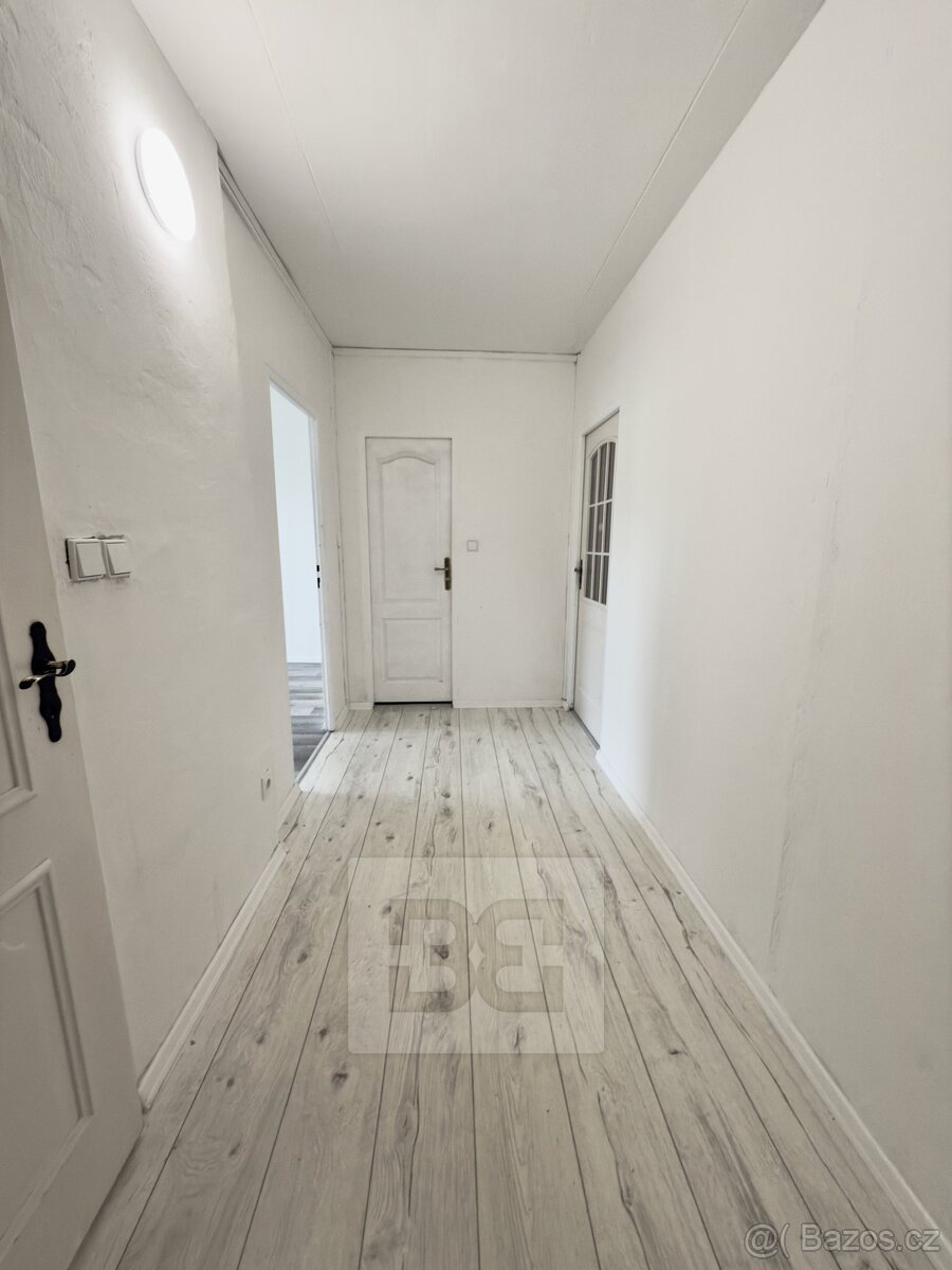 Pronájem bytu 2+1 56 m², Praha - Vršovice, ev.č. N08635 - 3