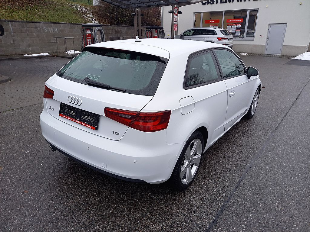 Audi A3, 1,6Tdi digiklima+navi+alu.kola - 3