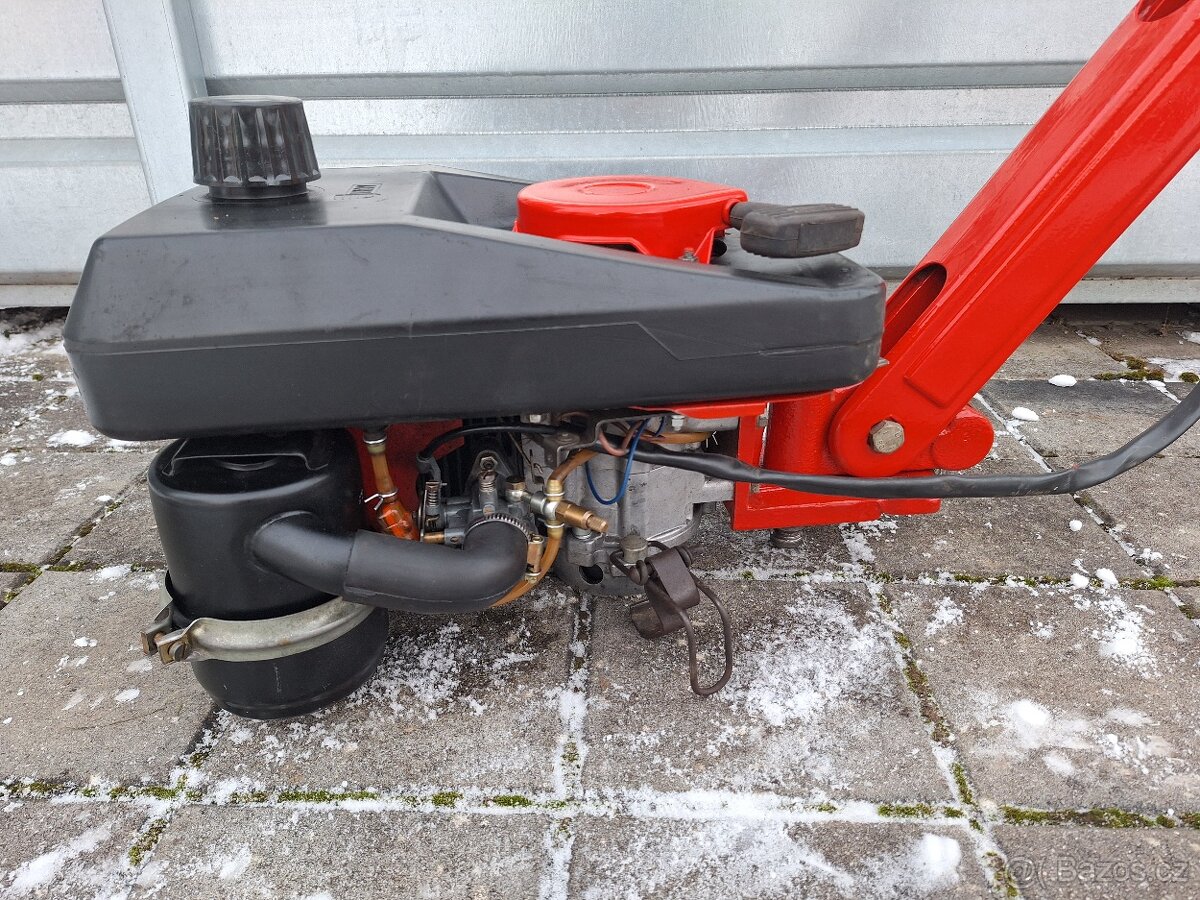 Pohonná jednotka Vari Jikov 2T - 3