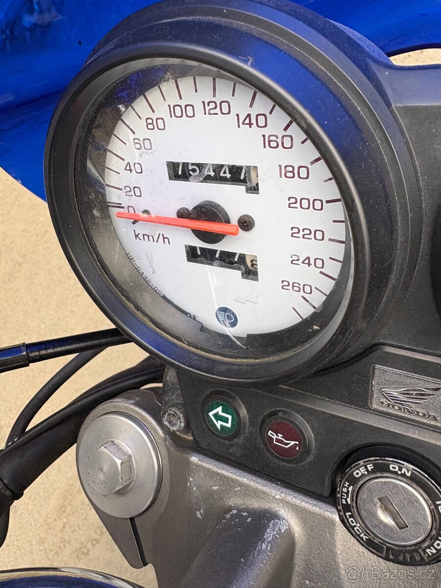 Honda Hornet CB600F - 3