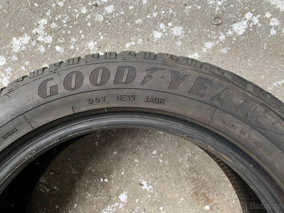 Zimní pneu 195/55/16 Goodyear - 3