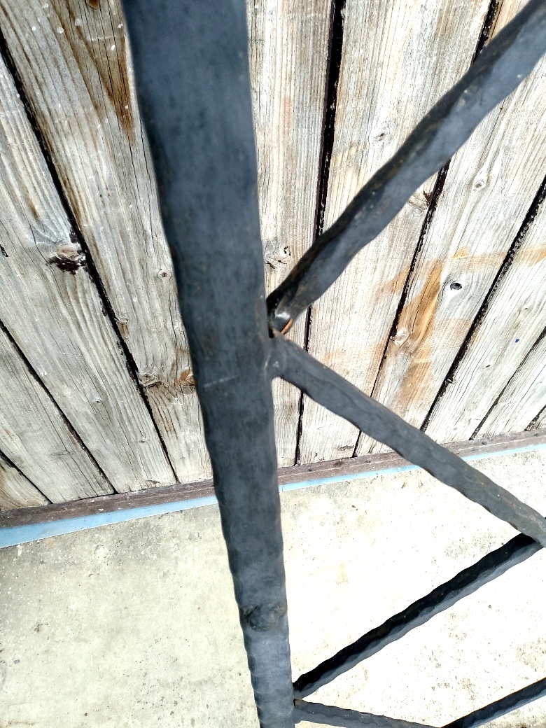 Kované mříže na okna, doprava - 3