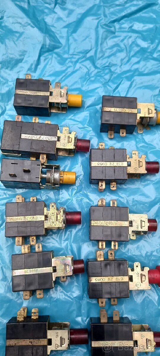 Wartburg vypínače - 3