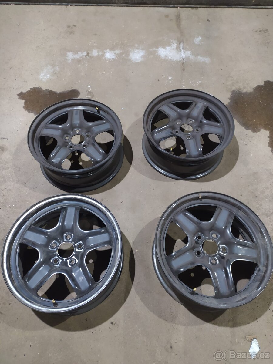 Originální ráfky 17" + poklice Renault - 3