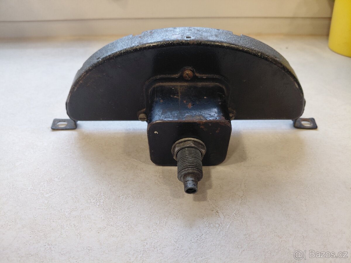 Tatra 603 - tachometr v zachovalém stavu - 3