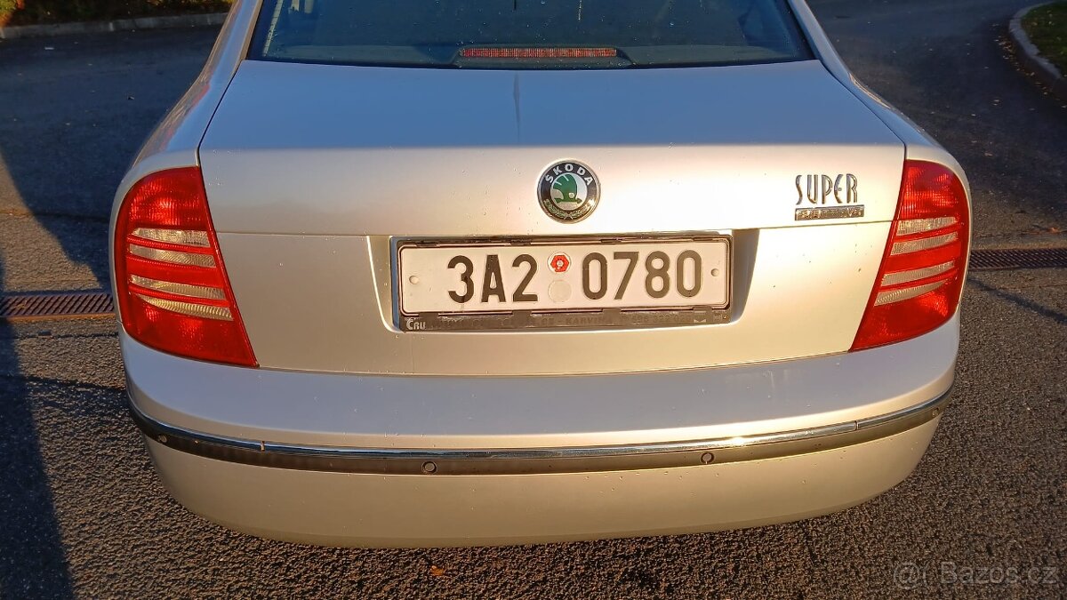 Škoda Superb V6 2.8 190 koní MANUÁL, ex vládní bez koroze - 3