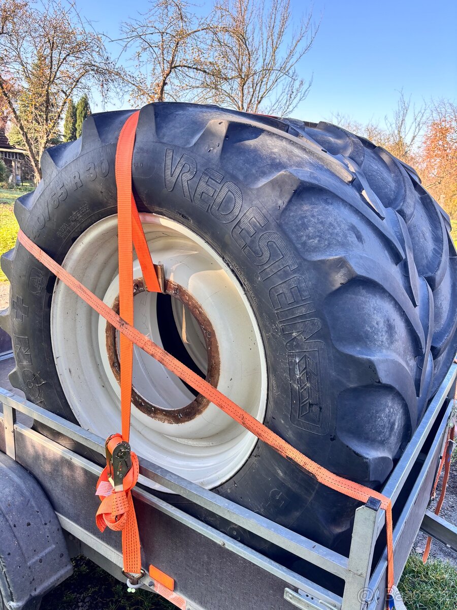 Disky s pneu New Holland T7 - 3