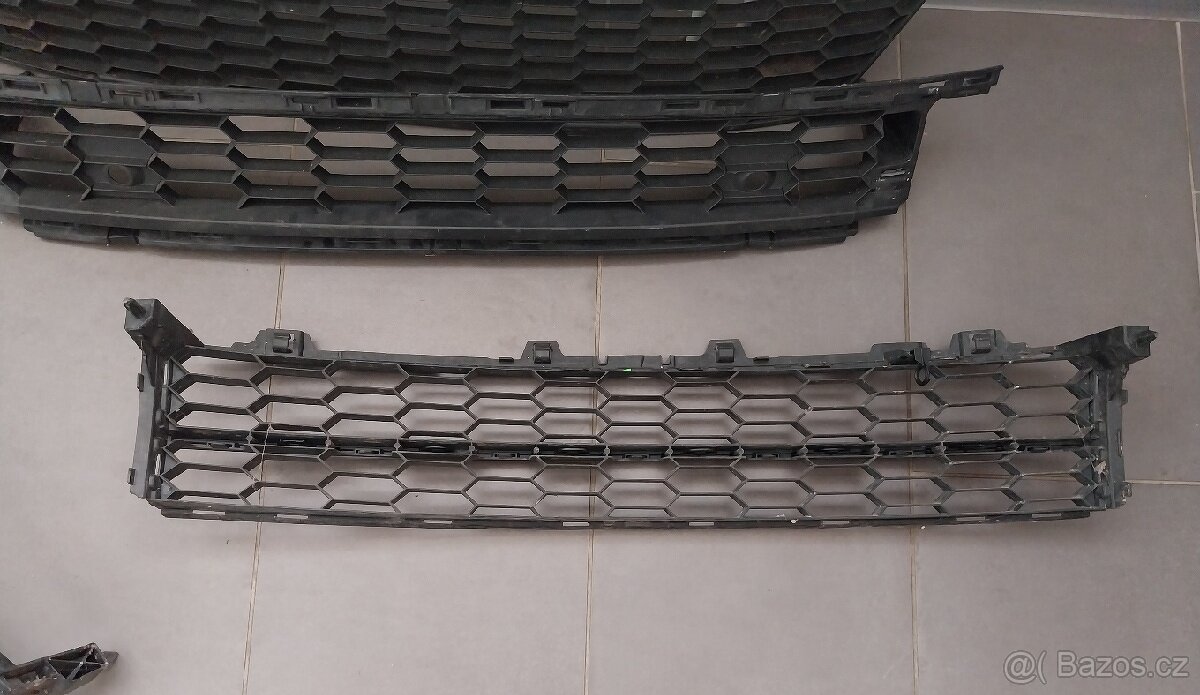 Střední mřížky do nárazníku Superb 3 - 3