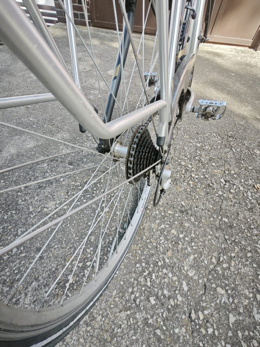 Dámské trekingové kolo Kellys vel. 20 - 3