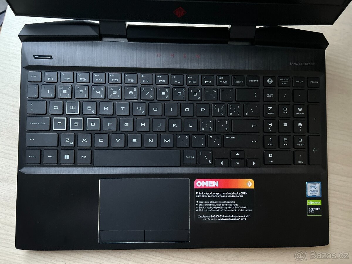 Herní notebook Lenovo Legion Y520-15IKB - 3