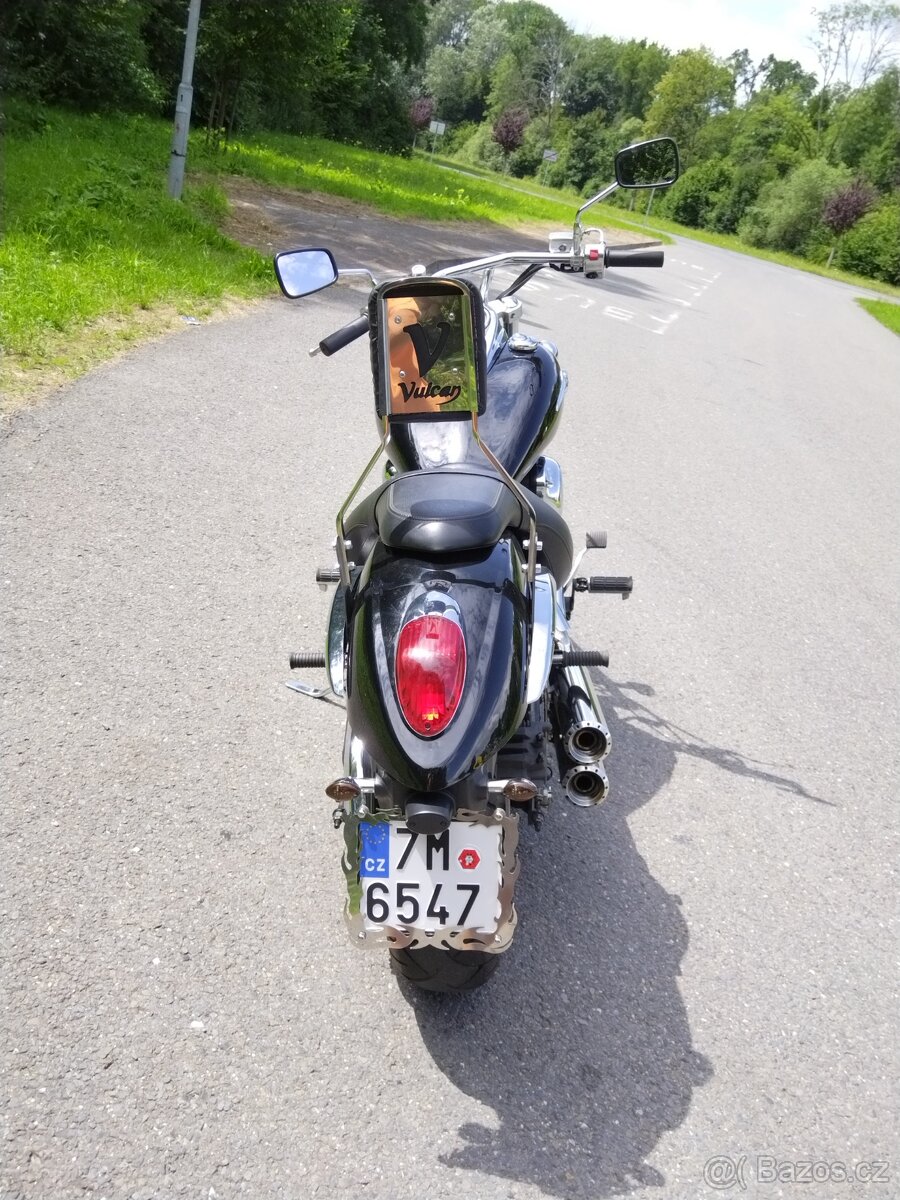 Kawasaki Vulcan 900 - 3