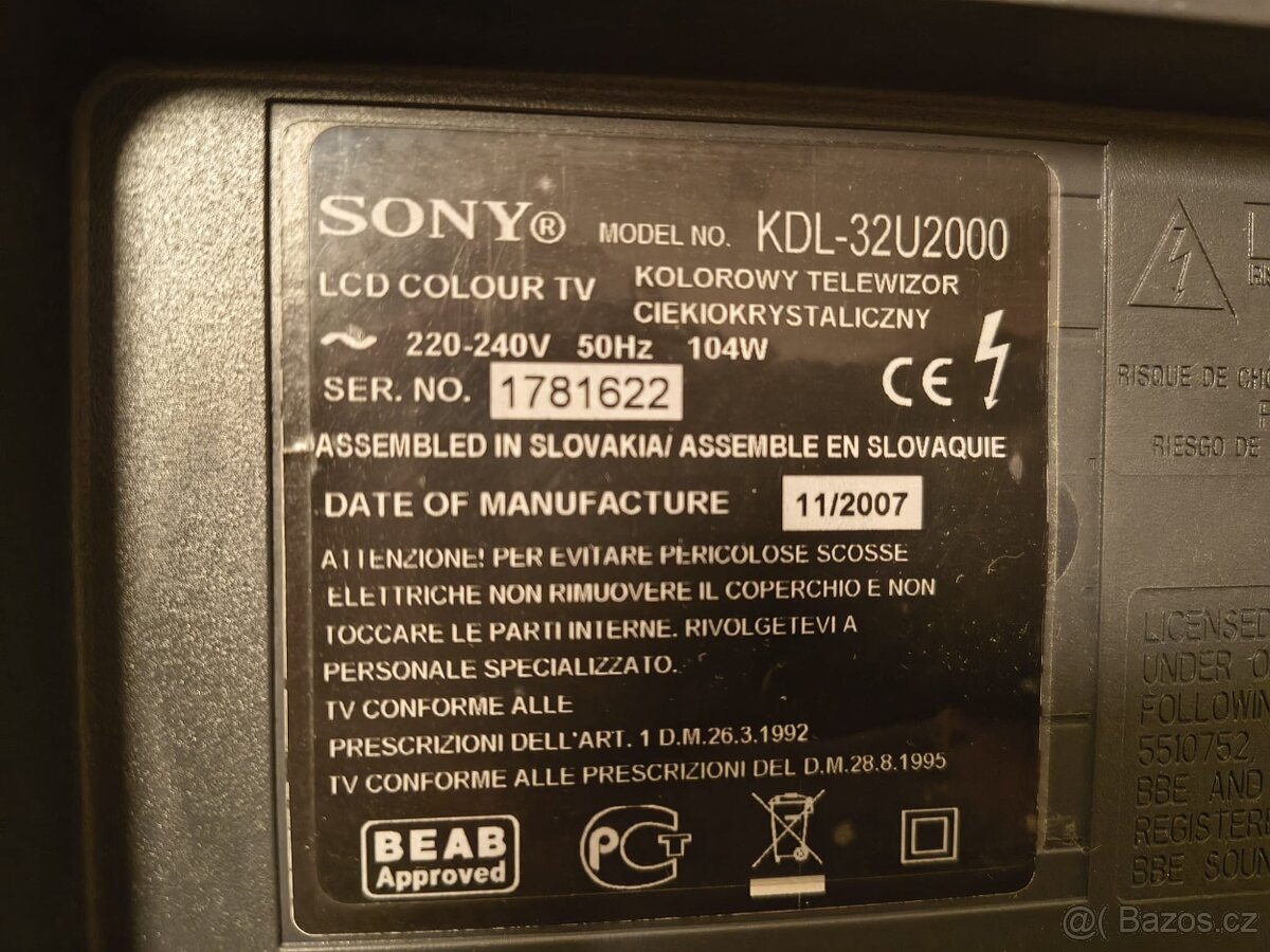 3x starší LCD televize a DVB-T2 Tuner - 3