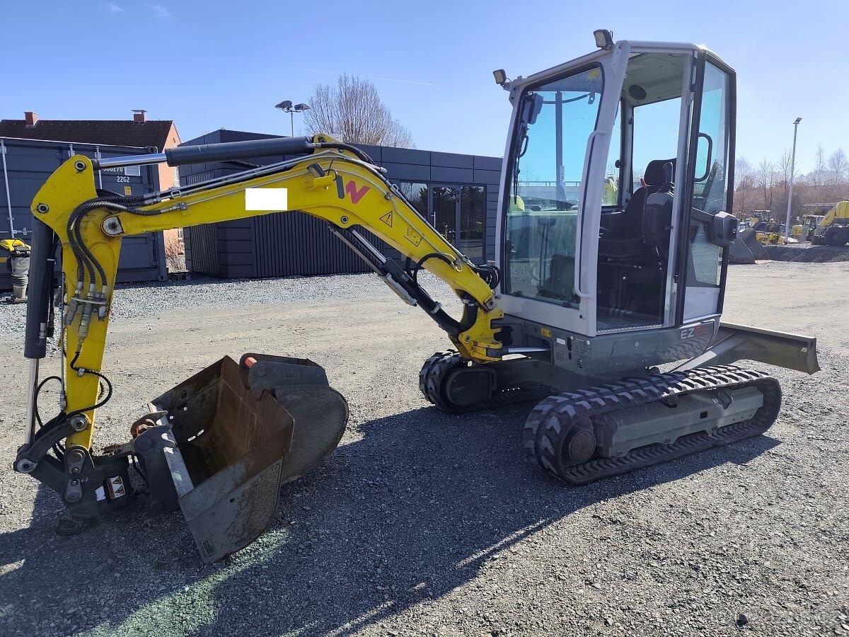 Pásový bagr Wacker Neuson EZ 26 - 3