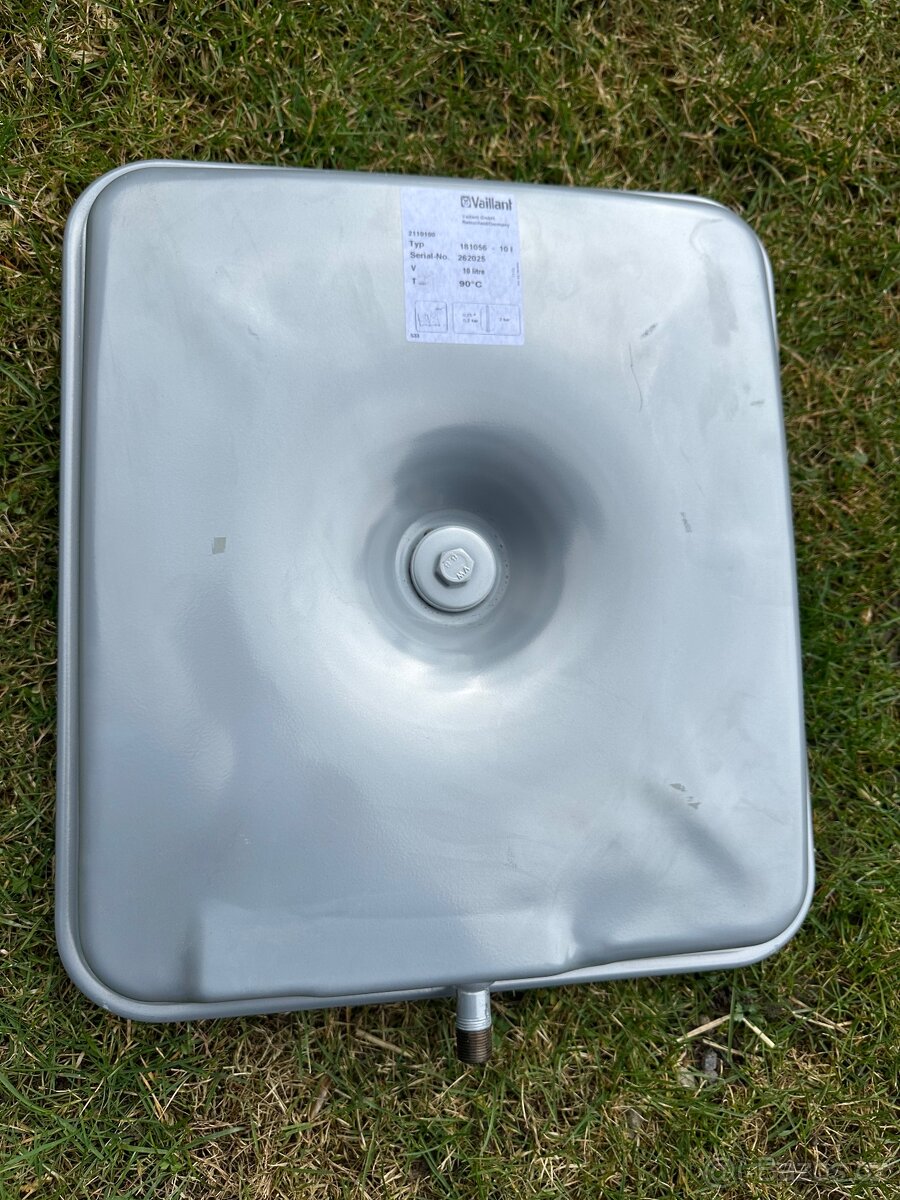 Expanzní nádoba Vaillant - 3