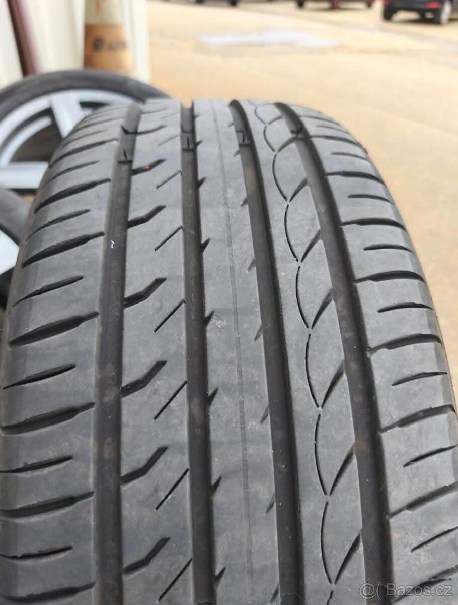 245/45 R18 Letni - 3