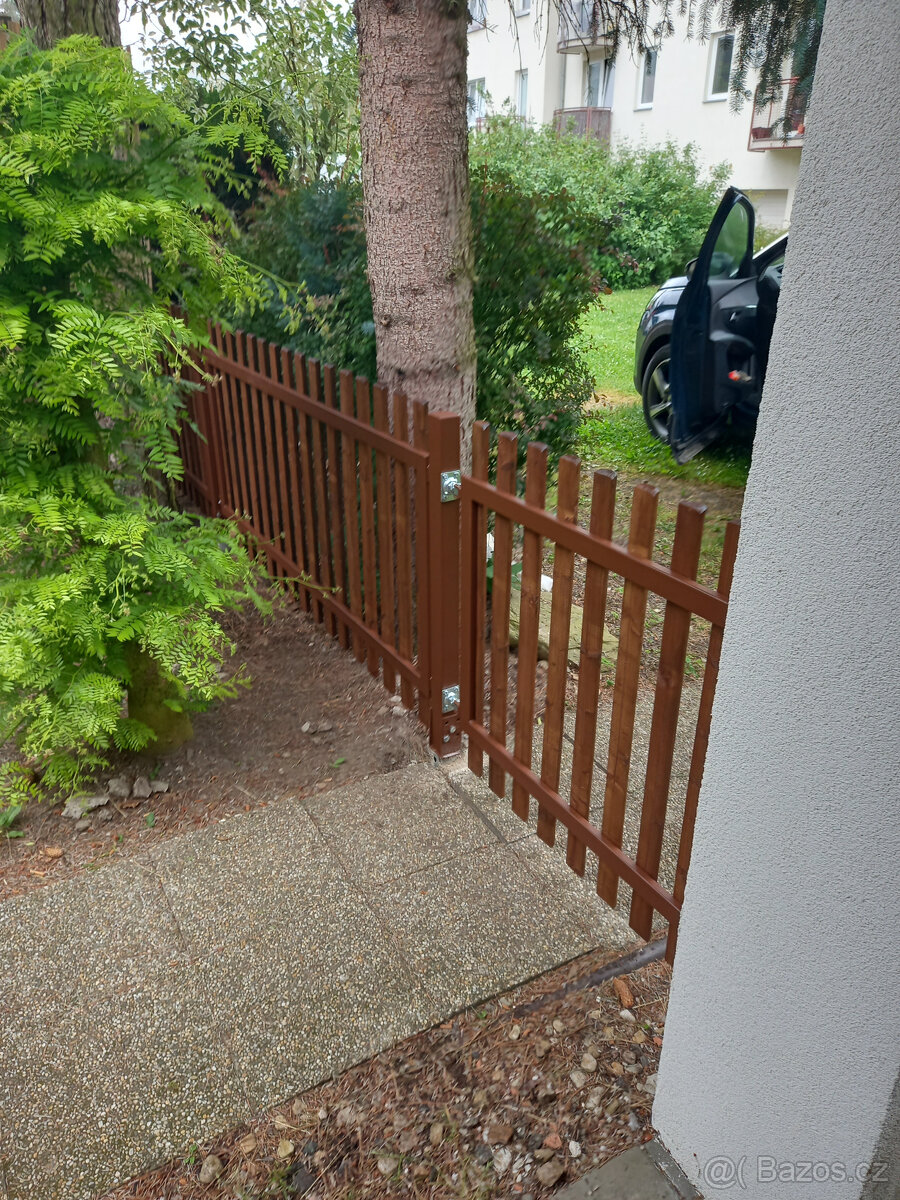 Ploty a brány - 3