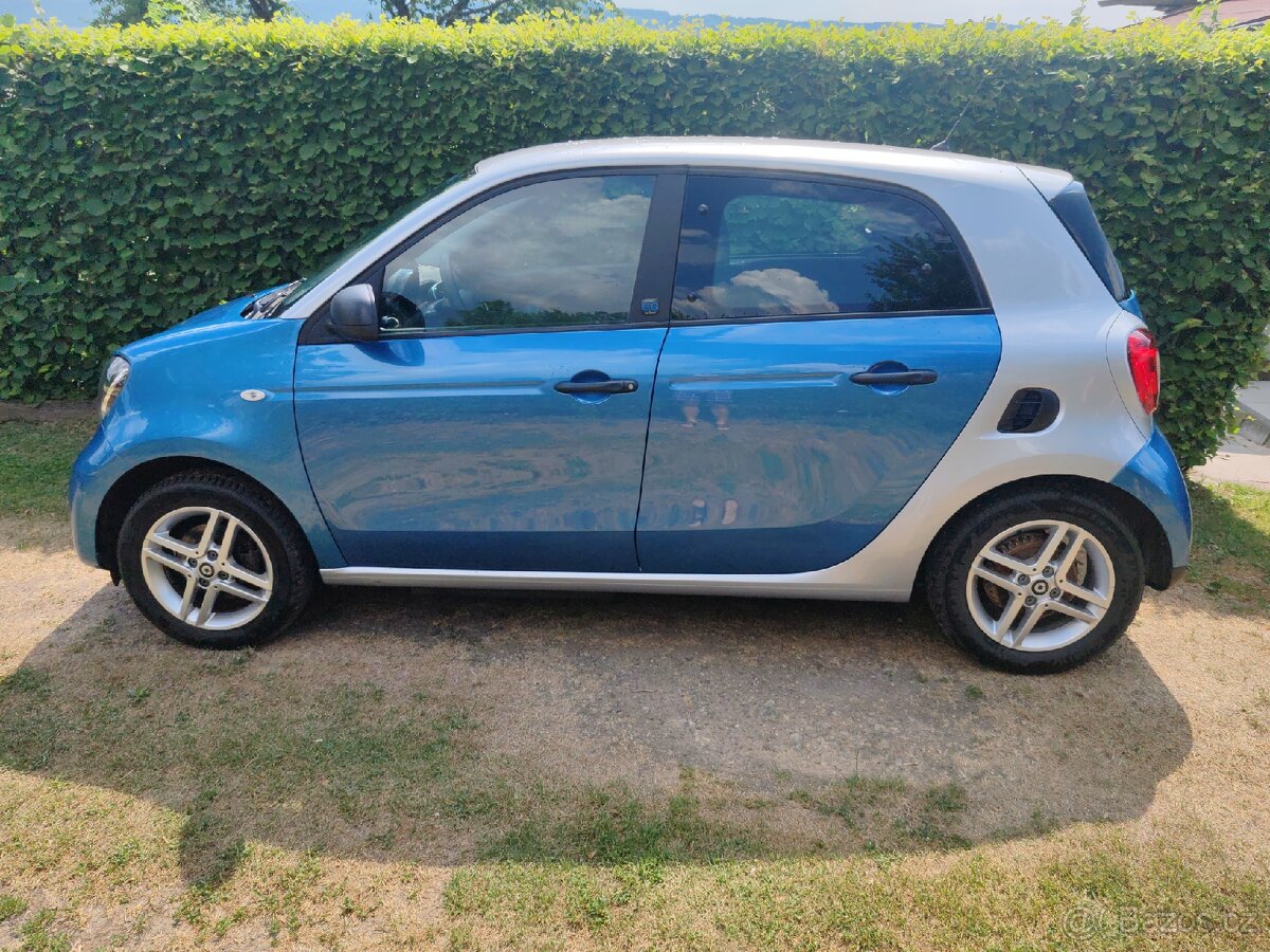 Smart EQ ForFour 60 kW (82 k) - 3