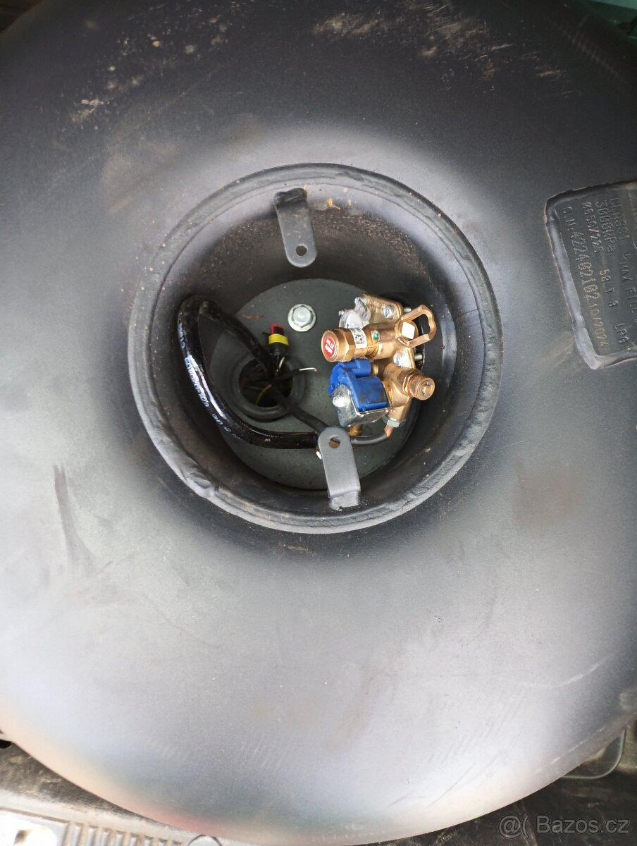 LPG nádrž platnost 10/2034 - 3
