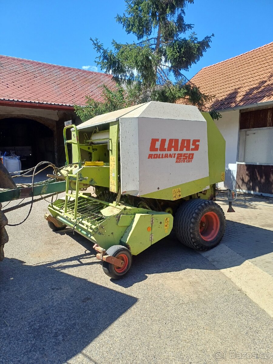 CLAAS Rollant 250 ROTO CUT - 3