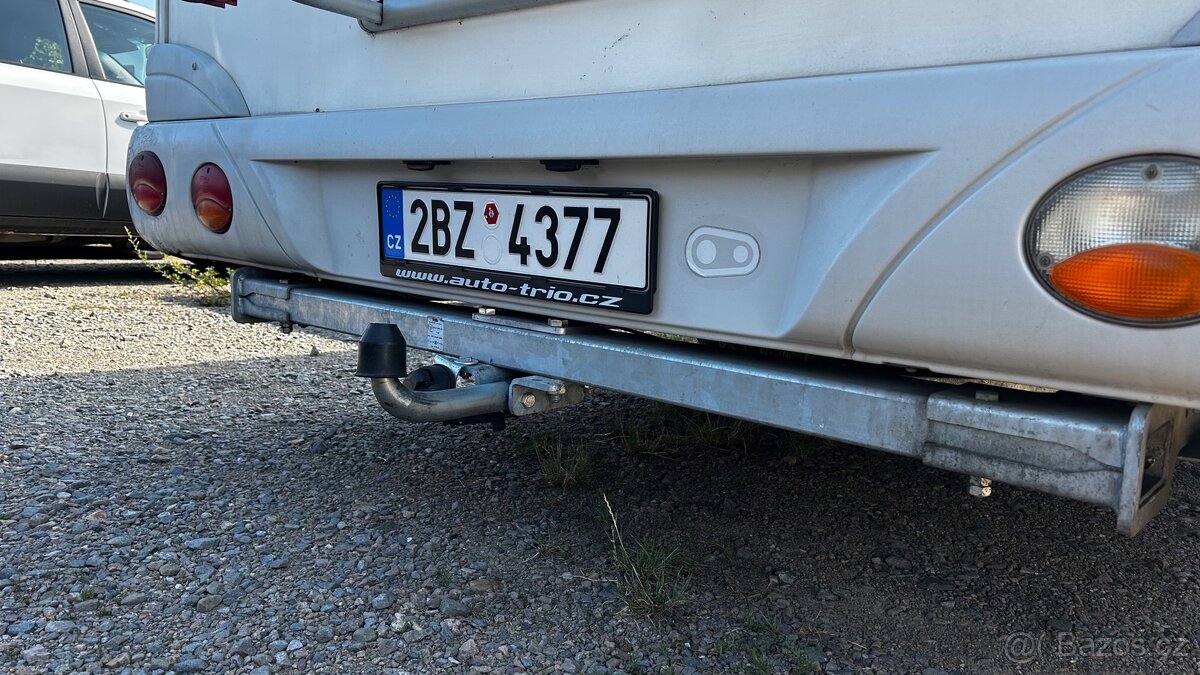 Elliot Garage P - Karavan - 3
