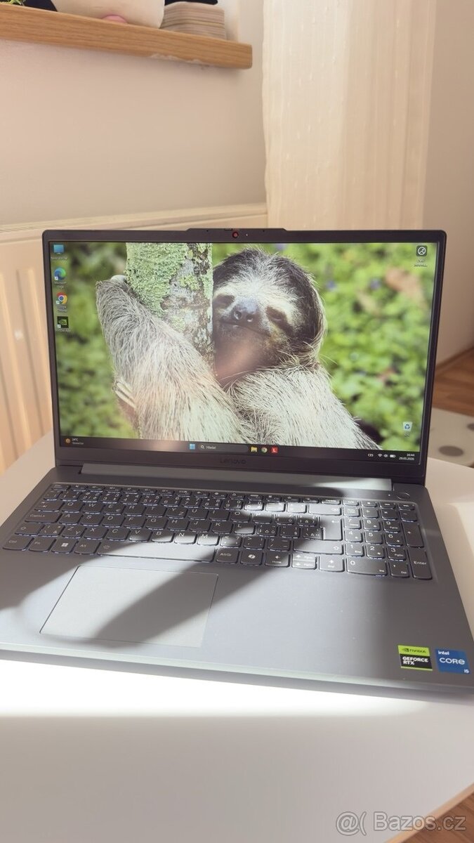 Prodám herní notebook Lenovo LOQ 15IAX9E - 3